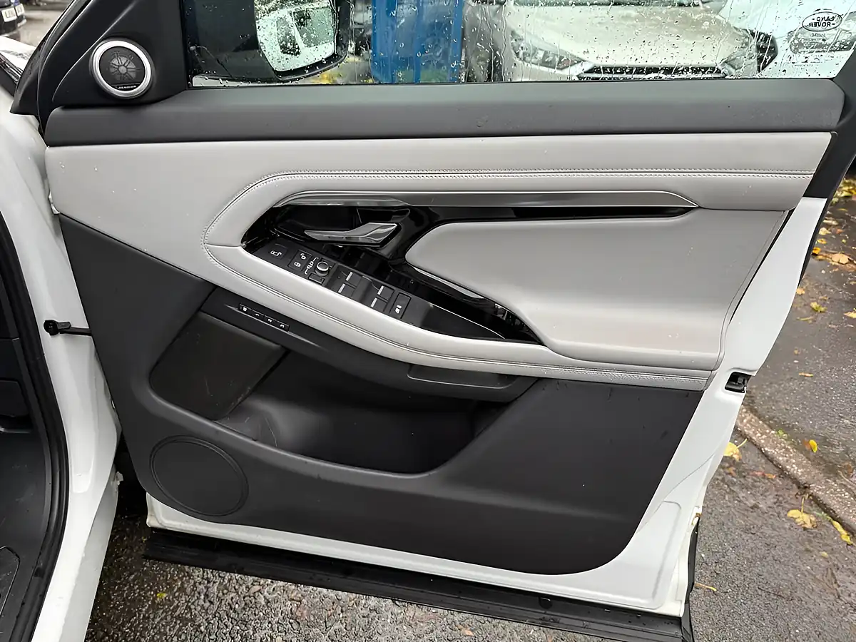 Used 2019 Land Rover Range Rover Evoque R-Dynamic Hse White - Interior and Exterior details 12