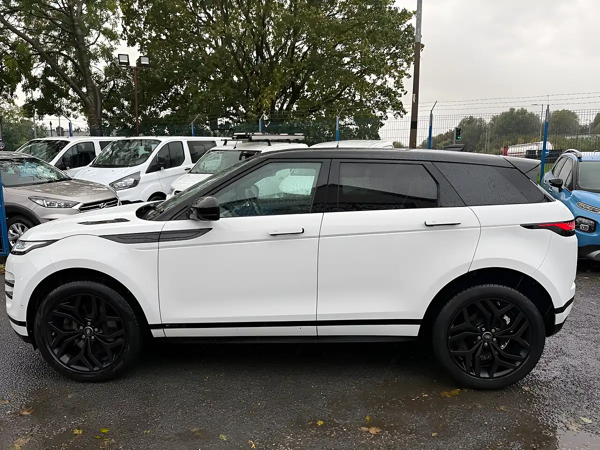 Used 2019 Land Rover Range Rover Evoque R-Dynamic Hse White - Interior and Exterior details 6