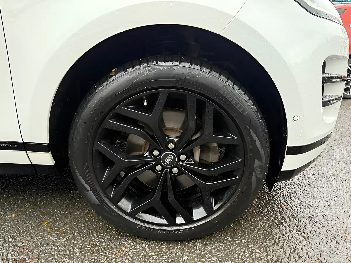 Used 2019 Land Rover Range Rover Evoque R-Dynamic Hse White - Interior and Exterior details 9