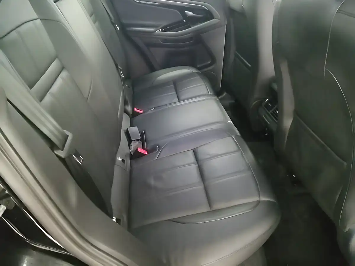 Used 2019 Land Rover Range Rover Evoque R-Dynamic S Black - Interior and Exterior details 12
