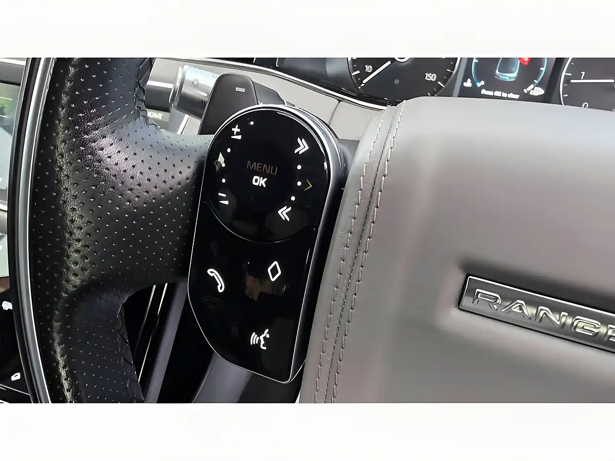 Used 2019 Land Rover Range Rover Evoque R-Dynamic S Black - Interior and Exterior details 14