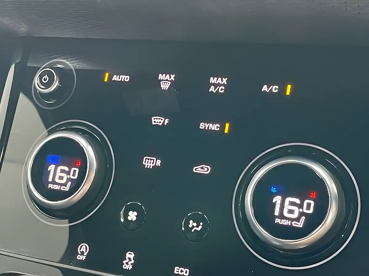 Used 2019 Land Rover Range Rover Evoque R-Dynamic S Black - Interior and Exterior details 20