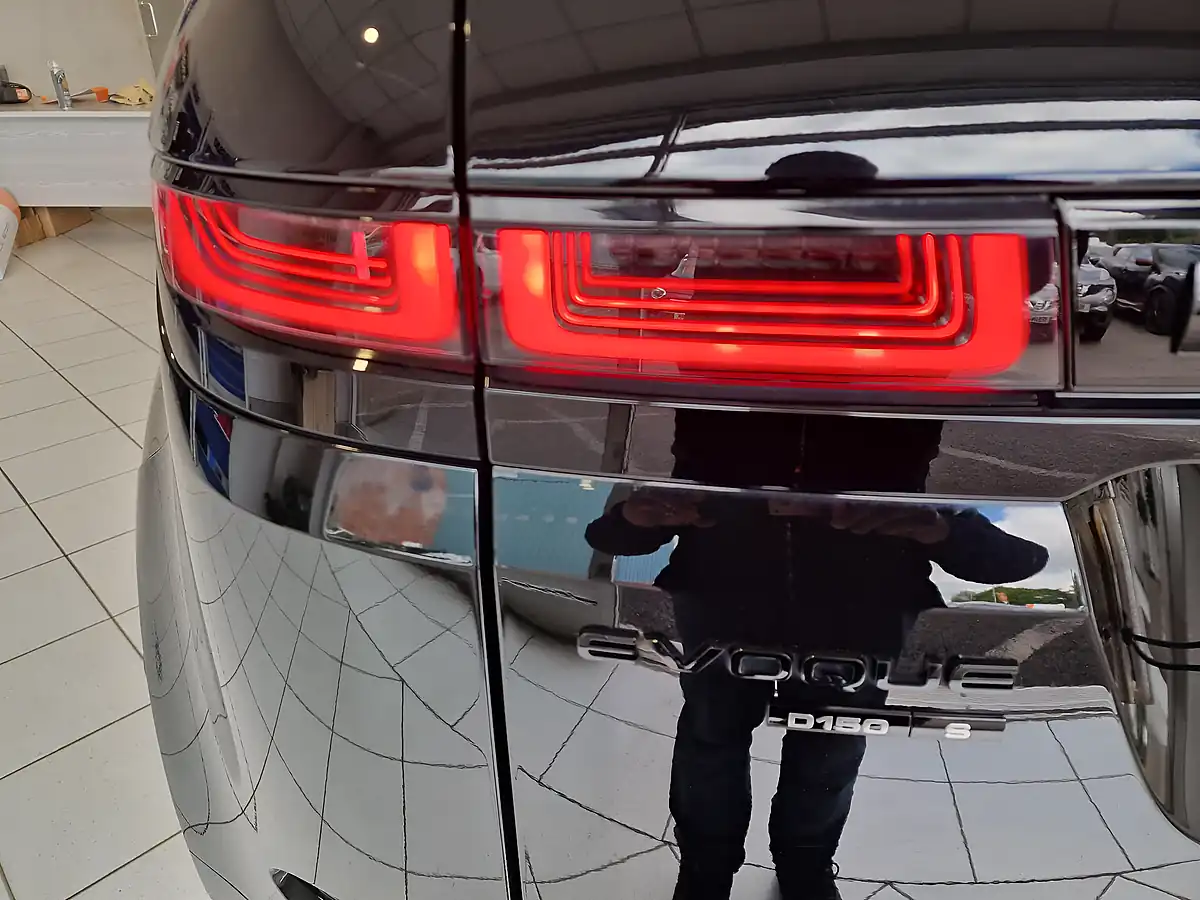 Used 2019 Land Rover Range Rover Evoque R-Dynamic S Black - Interior and Exterior details 17