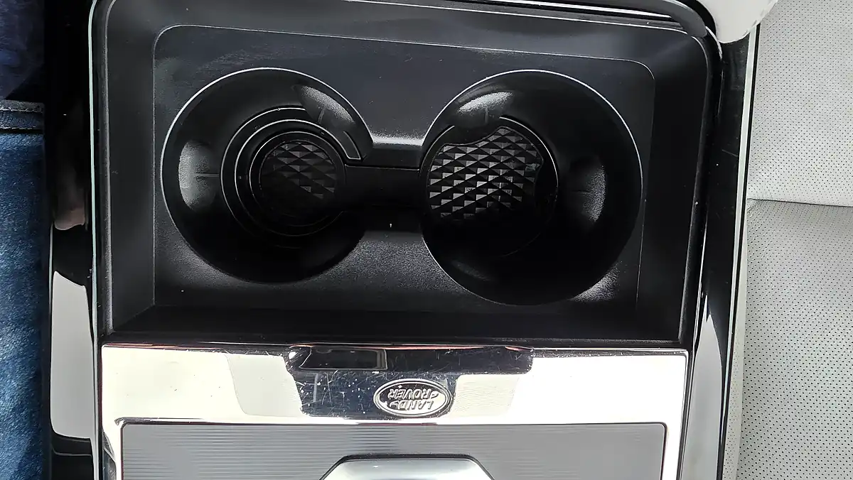 Used 2019 Land Rover Range Rover Evoque R-Dynamic S Black - Interior and Exterior details 17