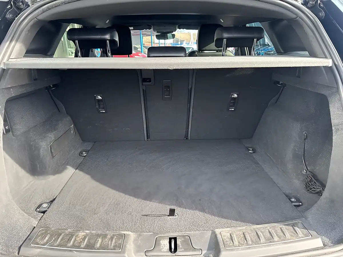Used 2019 Land Rover Range Rover Evoque R-Dynamic S Black - Interior and Exterior details 20