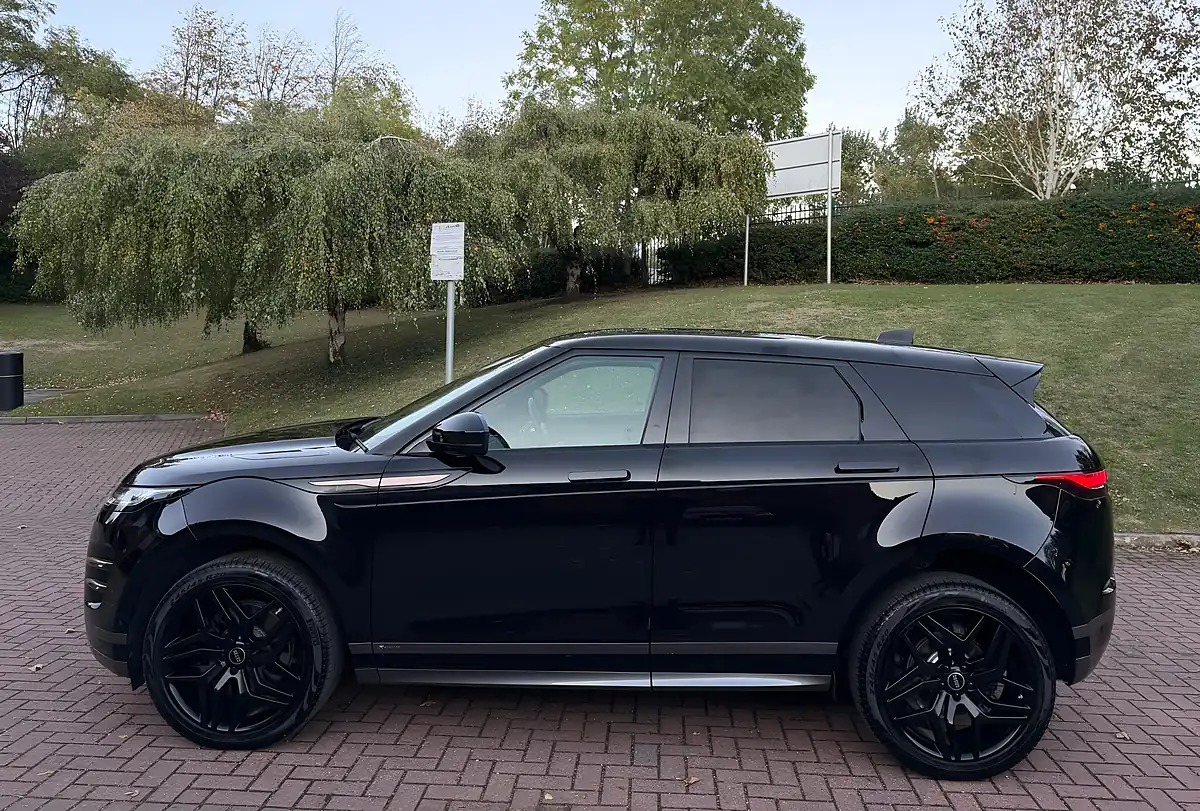 Used 2019 Land Rover Range Rover Evoque R-Dynamic S Black - Interior and Exterior details 6