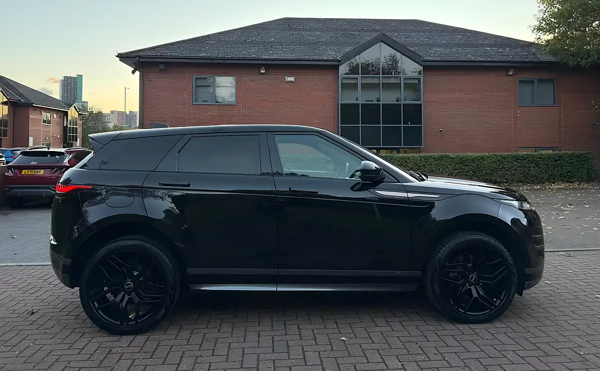 Used 2019 Land Rover Range Rover Evoque R-Dynamic S Black - Interior and Exterior details 8