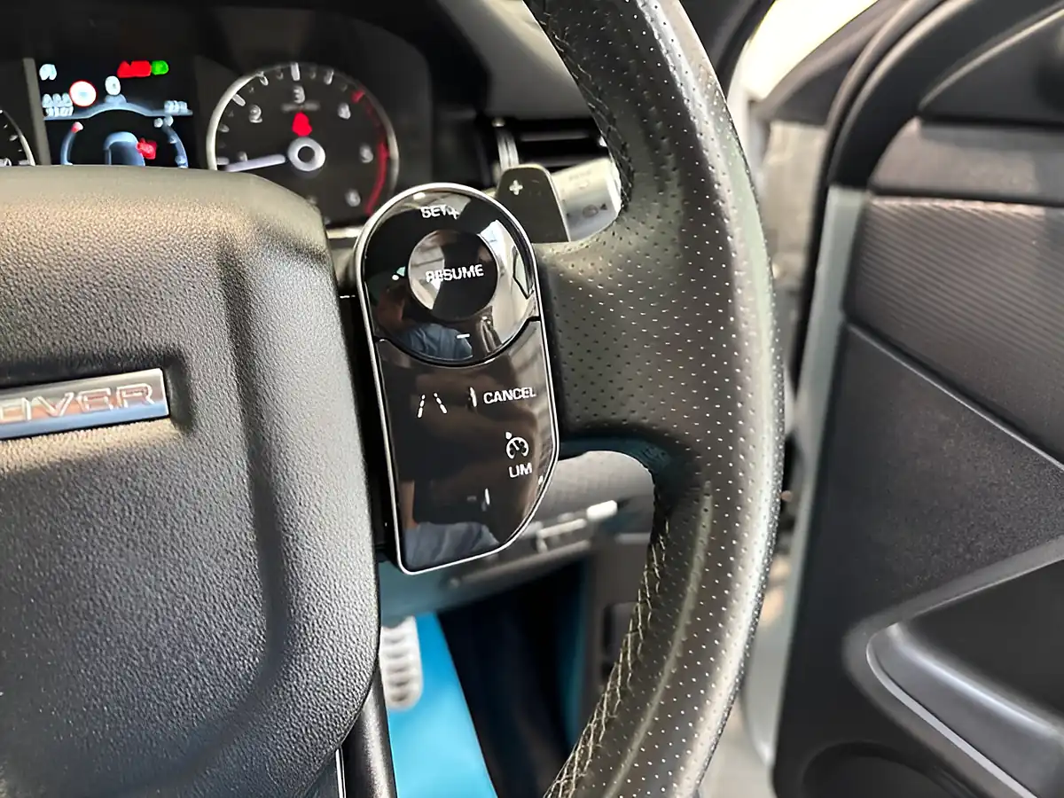 Used 2019 Land Rover Range Rover Evoque R-Dynamic S Fuji White - Interior and Exterior details 18