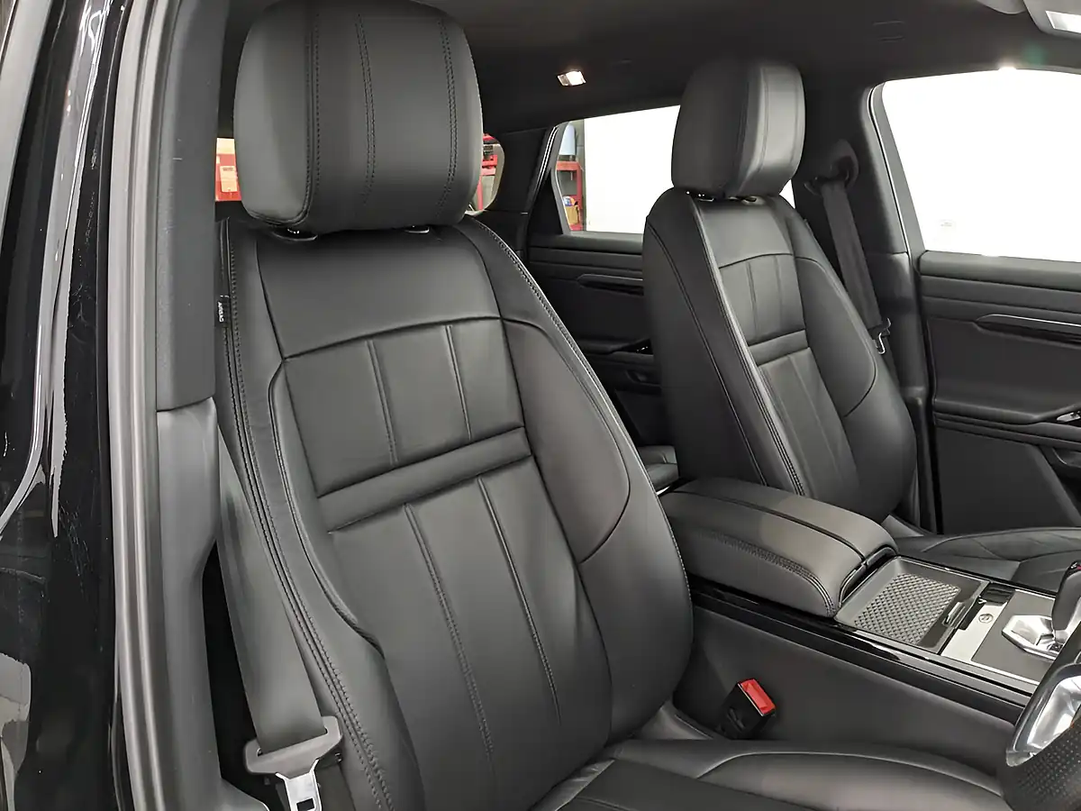 Used 2019 Land Rover Range Rover Evoque R-Dynamic S Narvik Black - Interior and Exterior details 19