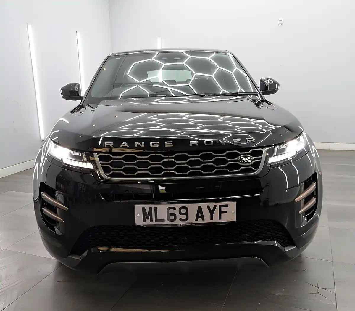 Used 2019 Land Rover Range Rover Evoque R-Dynamic S Narvik Black - Interior and Exterior details 4