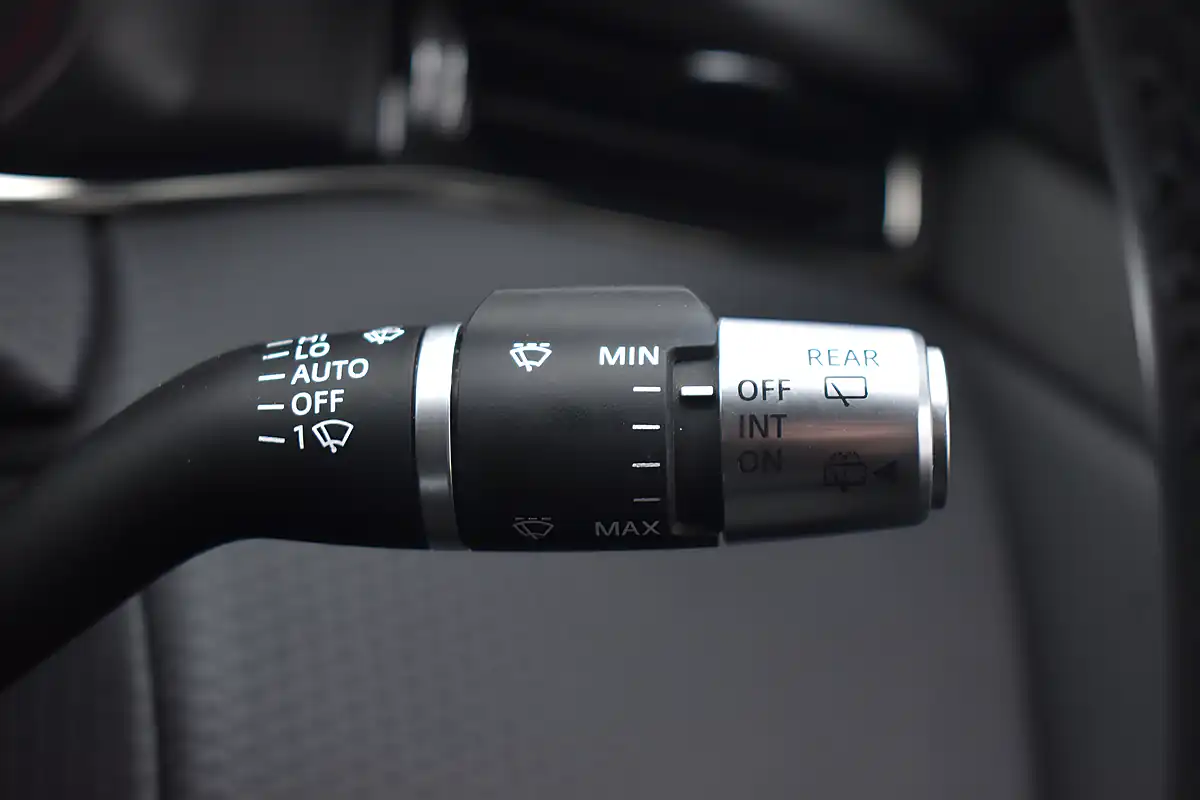 Used 2019 Land Rover Range Rover Evoque R-Dynamic S Narvik Black - Interior and Exterior details 16