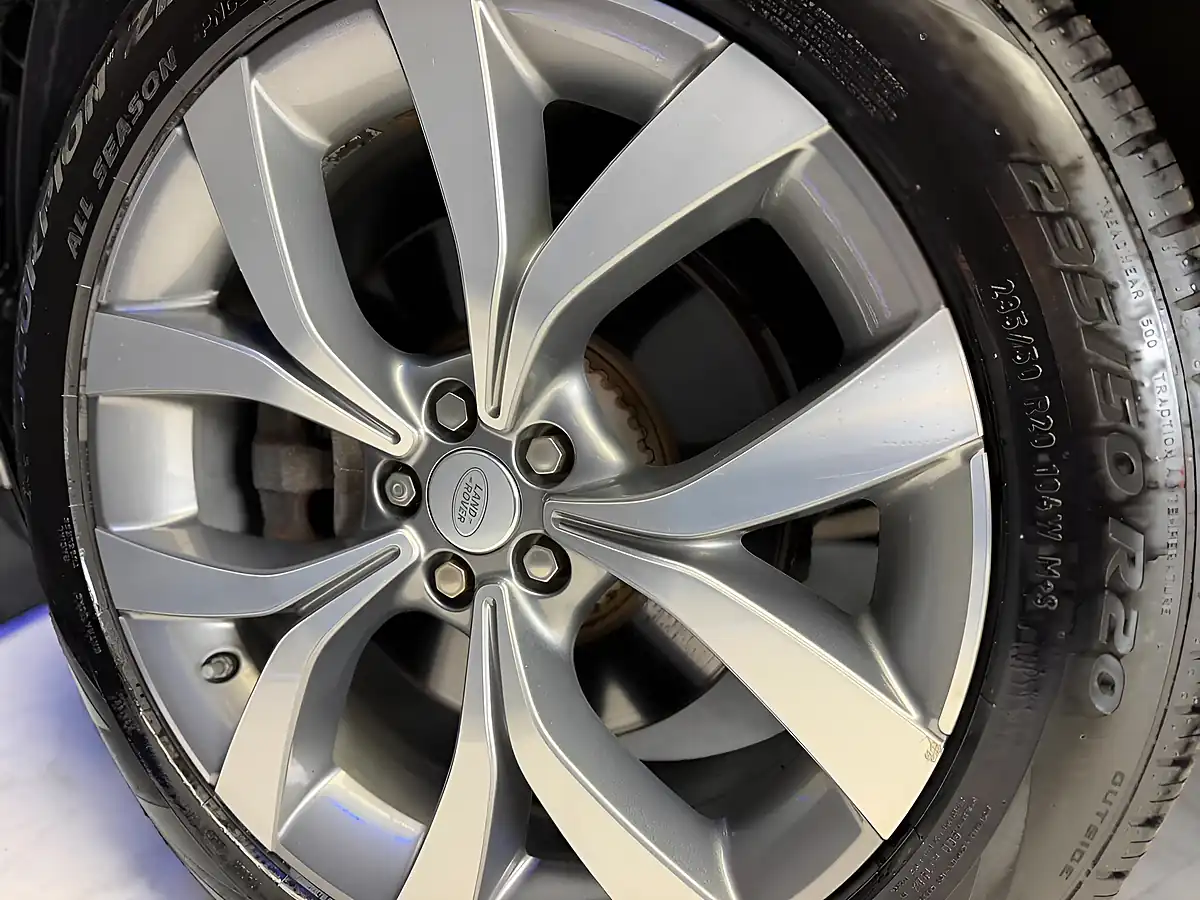 Used 2019 Land Rover Range Rover Evoque R-Dynamic S Silver - Interior and Exterior details 11