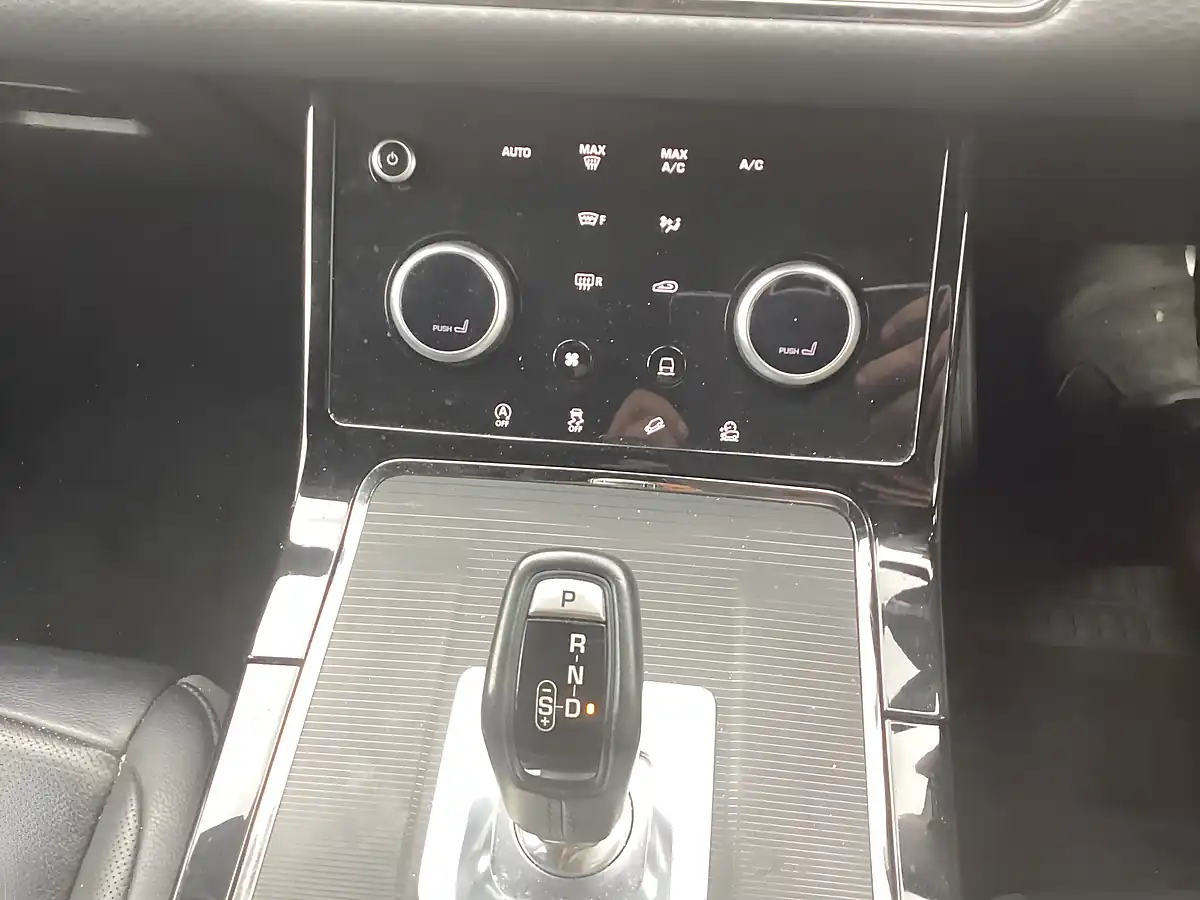 Used 2019 Land Rover Range Rover Evoque R-Dynamic S White - Interior and Exterior details 11