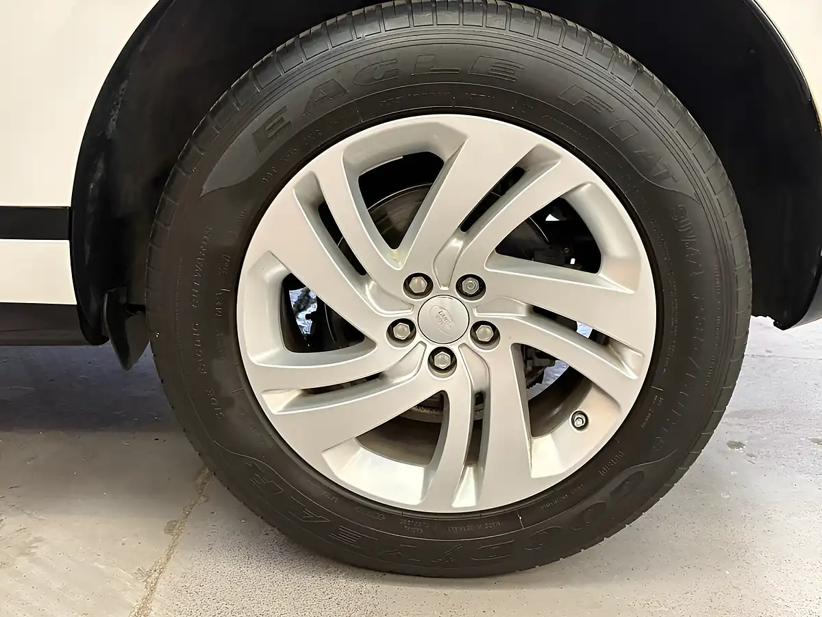 Used 2019 Land Rover Range Rover Evoque R-Dynamic S White - Interior and Exterior details 19