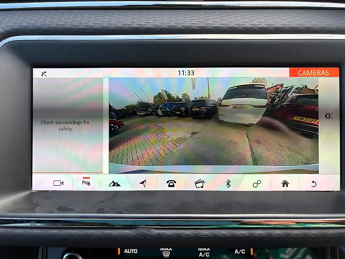 Used 2019 Land Rover Range Rover Evoque R-Dynamic S White - Interior and Exterior details 14