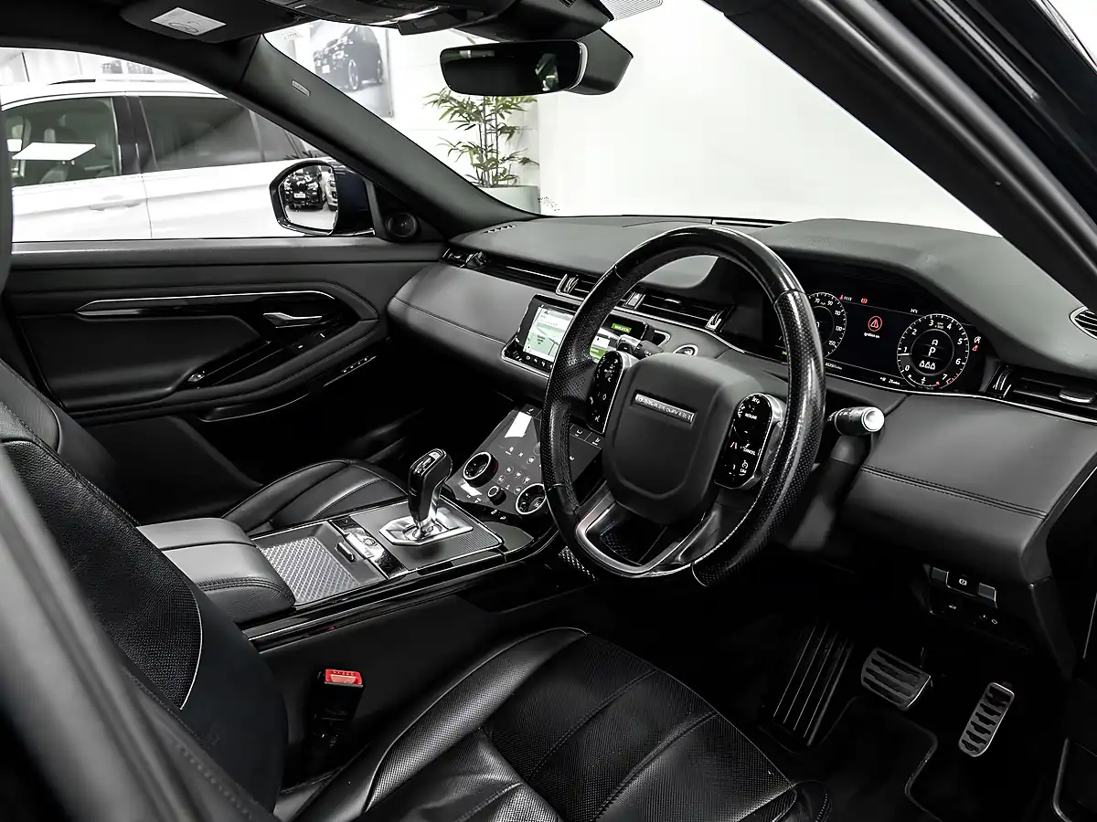 Used 2019 Land Rover Range Rover Evoque R-Dynamic Se Black - Interior and Exterior details 15