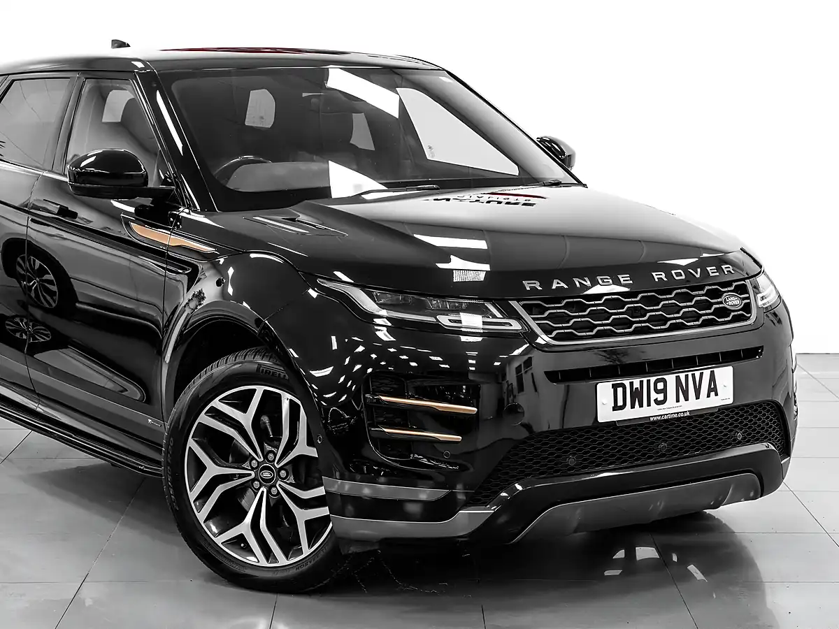 Used 2019 Land Rover Range Rover Evoque R-Dynamic Se Black - Interior and Exterior details 7