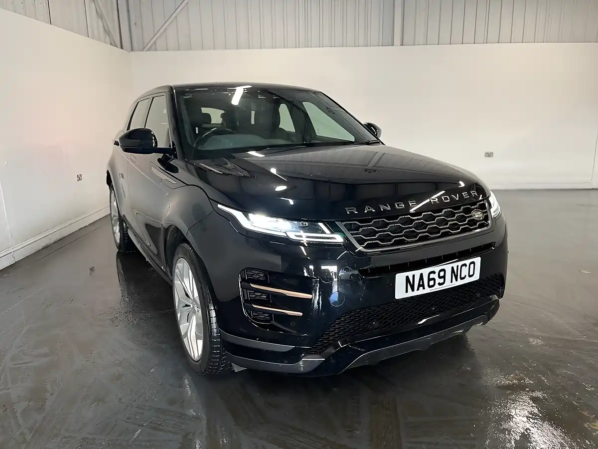 Used 2019 Land Rover Range Rover Evoque R-Dynamic Se Black - Front View