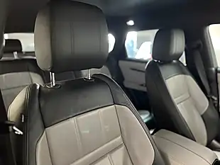 Used 2019 Land Rover Range Rover Evoque R-Dynamic Se Black - Interior and Exterior details 20