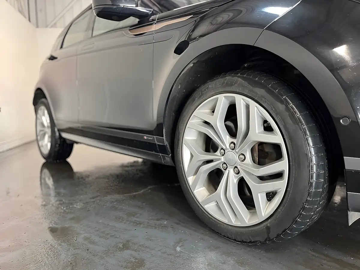 Used 2019 Land Rover Range Rover Evoque R-Dynamic Se Black - Interior and Exterior details 8