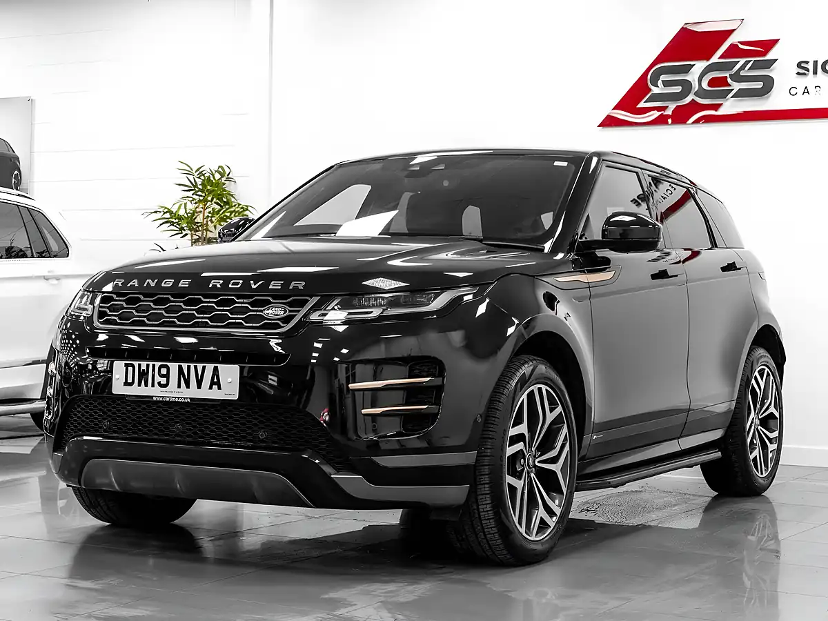 Used 2019 Land Rover Range Rover Evoque R-Dynamic Se Black - Front View