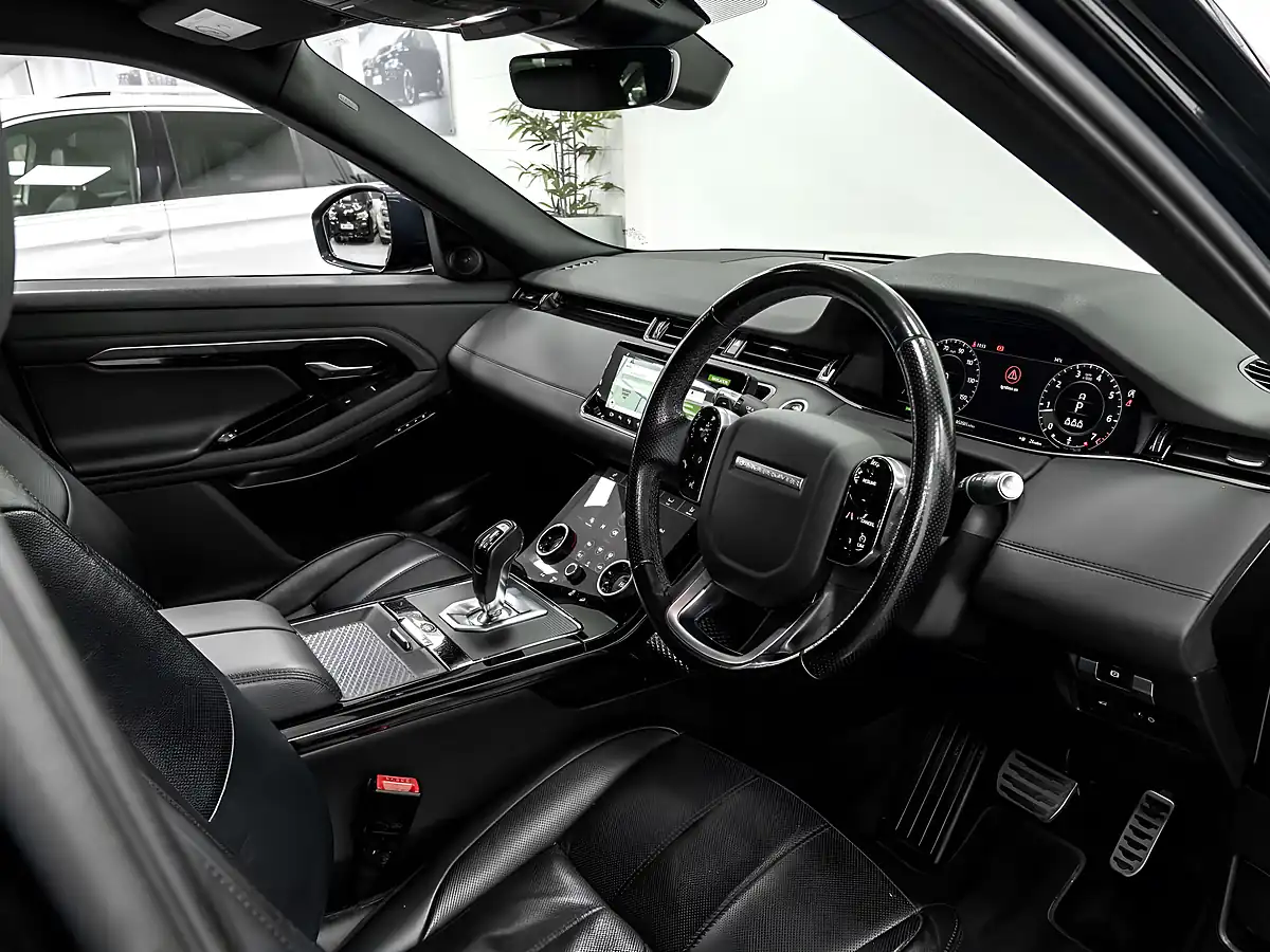 Used 2019 Land Rover Range Rover Evoque R-Dynamic Se Black - Interior and Exterior details 15