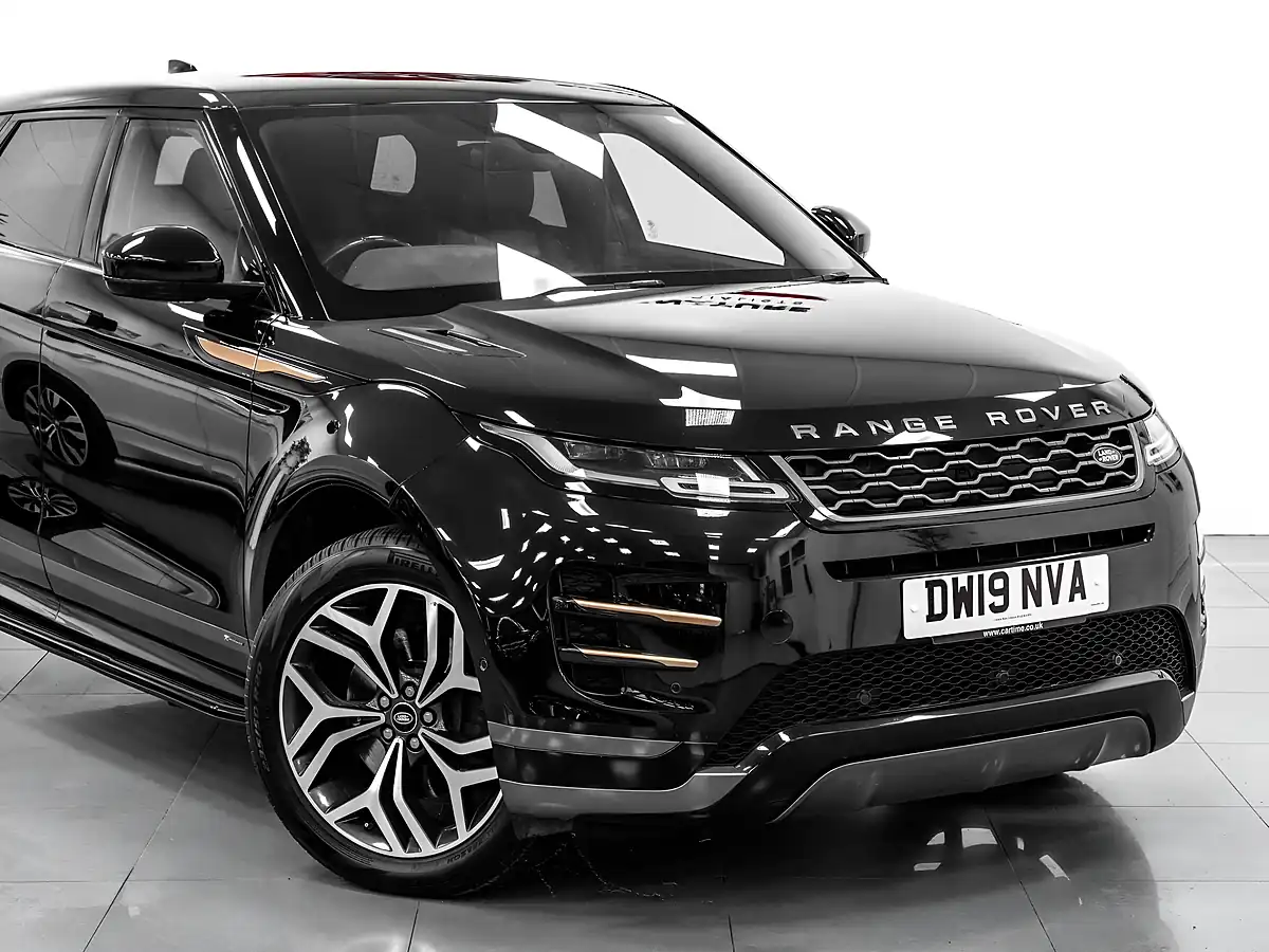 Used 2019 Land Rover Range Rover Evoque R-Dynamic Se Black - Interior and Exterior details 7