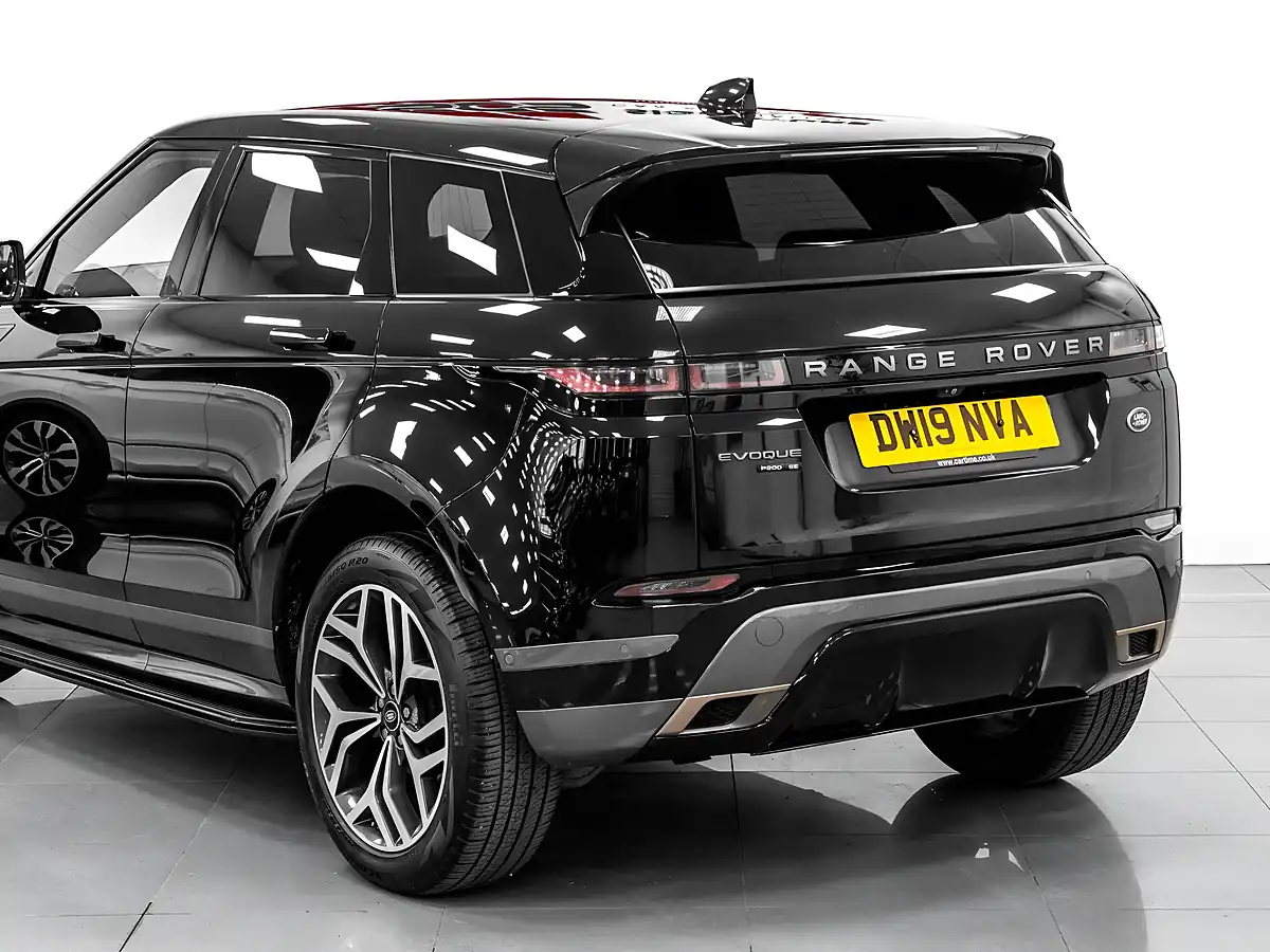 Used 2019 Land Rover Range Rover Evoque R-Dynamic Se Black - Interior and Exterior details 8