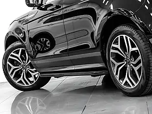 Used 2019 Land Rover Range Rover Evoque R-Dynamic Se Black - Interior and Exterior details 9