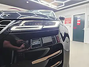Used 2019 Land Rover Range Rover Evoque R-Dynamic Se Black - Interior and Exterior details 10