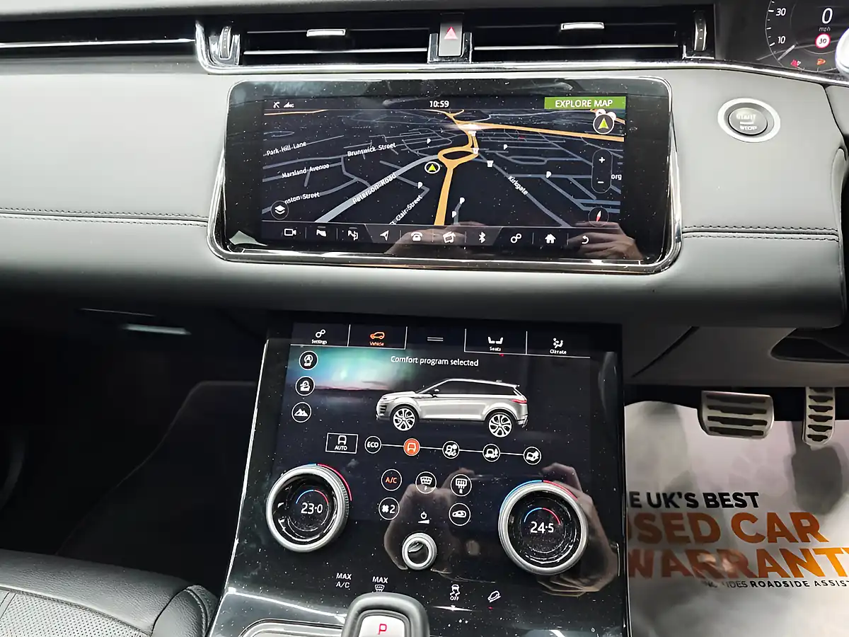 Used 2019 Land Rover Range Rover Evoque R-Dynamic Se Black - Interior and Exterior details 16