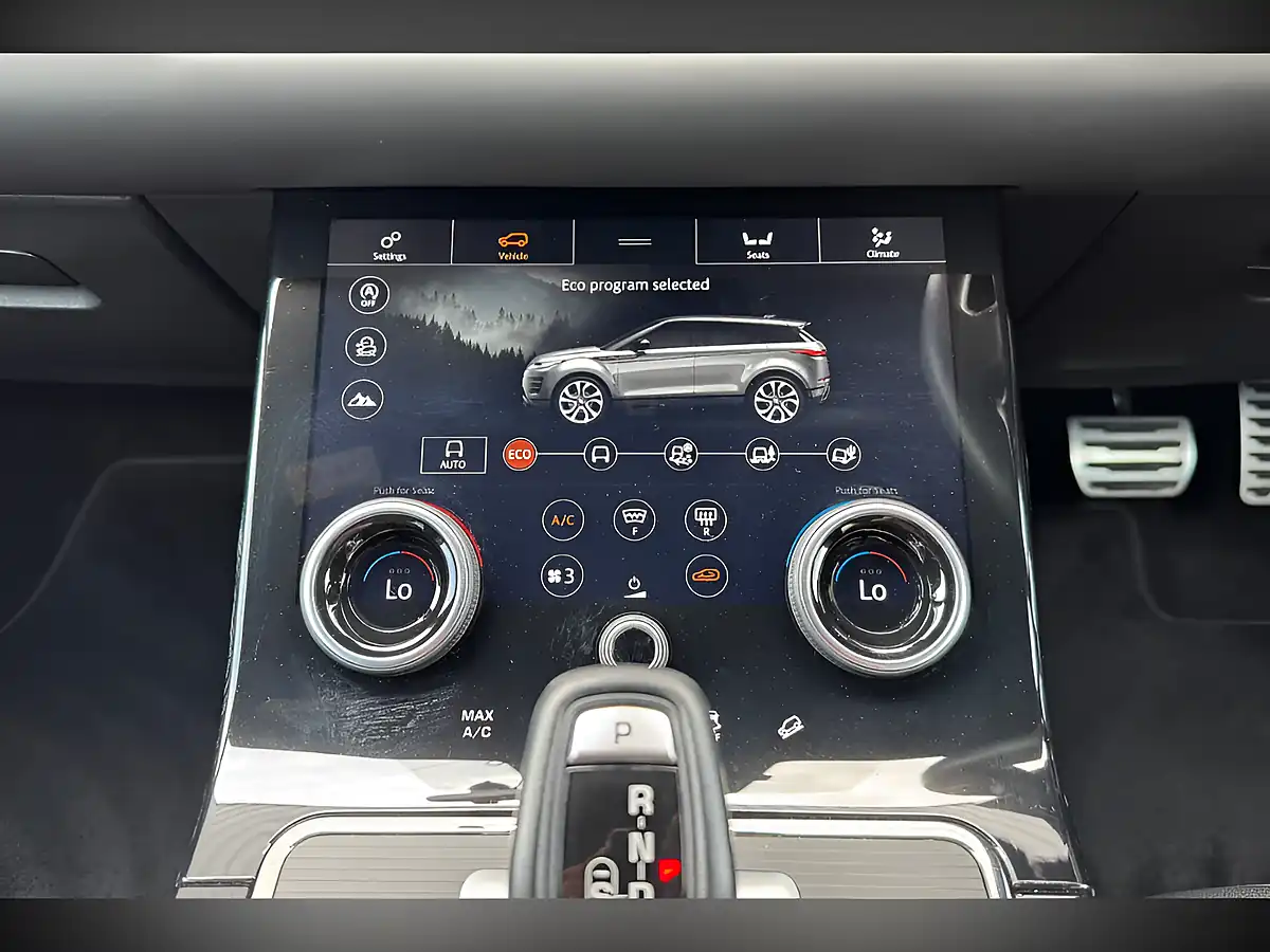 Used 2019 Land Rover Range Rover Evoque R-Dynamic Se Black - Interior and Exterior details 14
