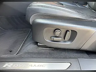 Used 2019 Land Rover Range Rover Evoque R-Dynamic Se Black - Interior and Exterior details 18