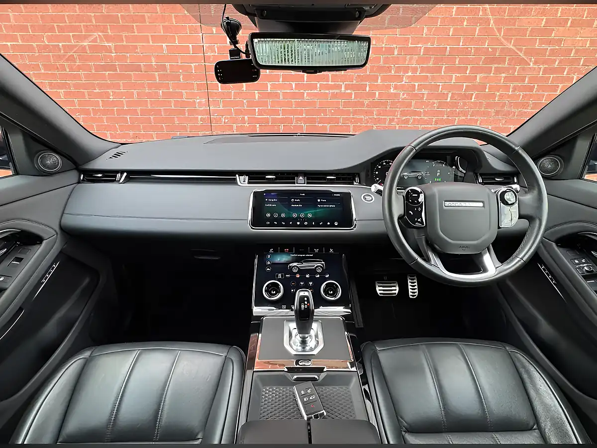 Used 2019 Land Rover Range Rover Evoque R-Dynamic Se Black - Interior and Exterior details 3