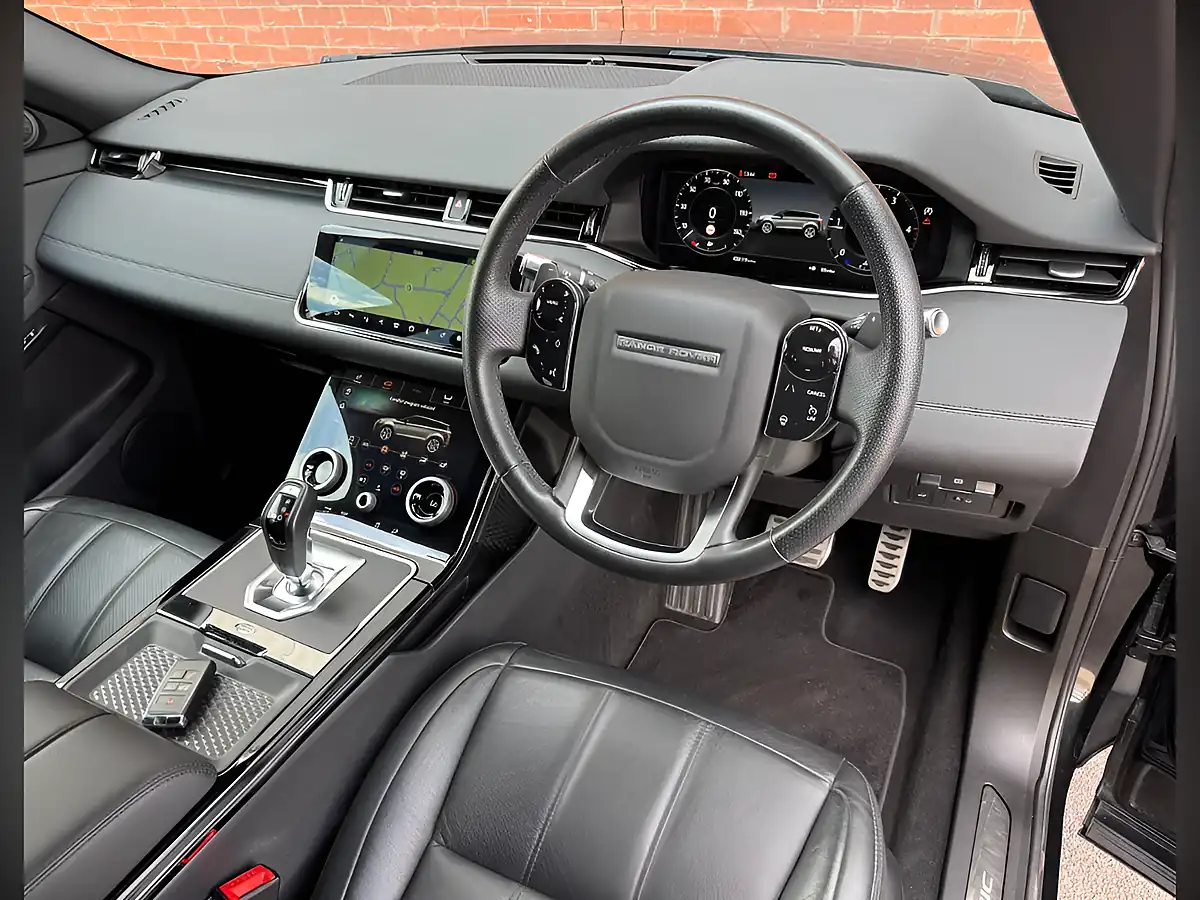 Used 2019 Land Rover Range Rover Evoque R-Dynamic Se Black - Interior and Exterior details 6
