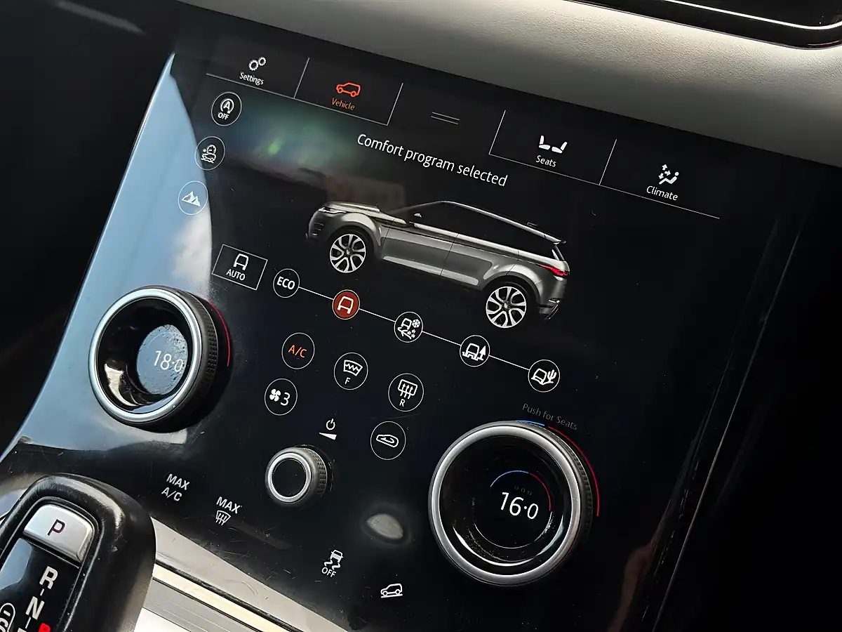 Used 2019 Land Rover Range Rover Evoque R-Dynamic Se Black - Interior and Exterior details 15