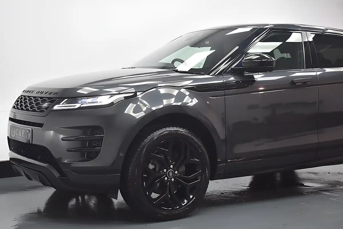 Used 2019 Land Rover Range Rover Evoque R-Dynamic Se Grey - Interior and Exterior details 3