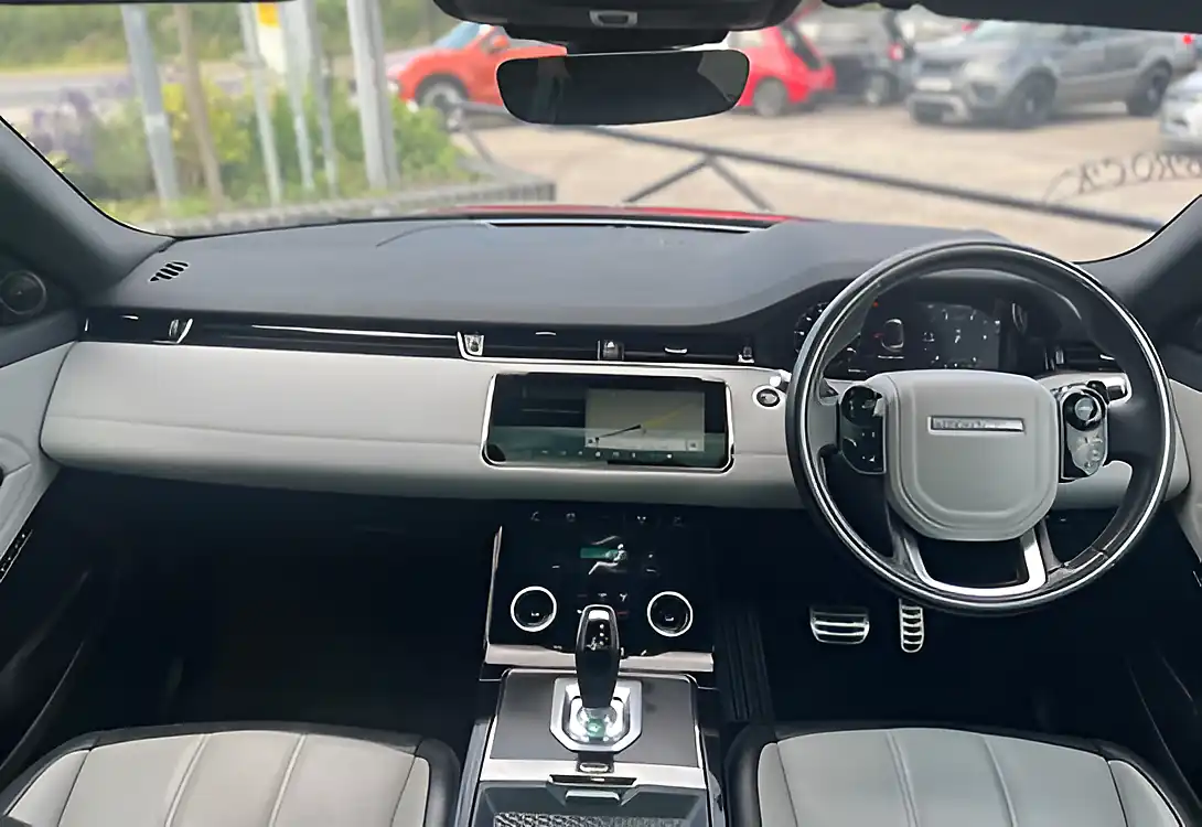 Used 2019 Land Rover Range Rover Evoque R-Dynamic Se Narvik Black - Interior and Exterior details 17