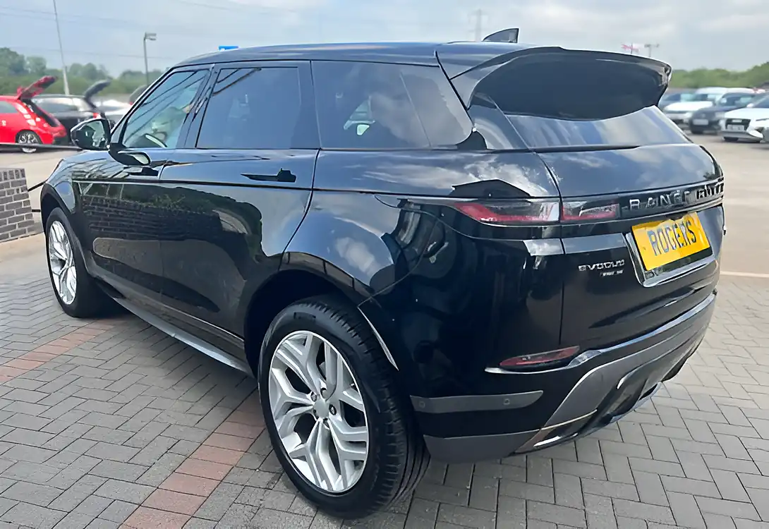 Used 2019 Land Rover Range Rover Evoque R-Dynamic Se Narvik Black - Interior and Exterior details 8