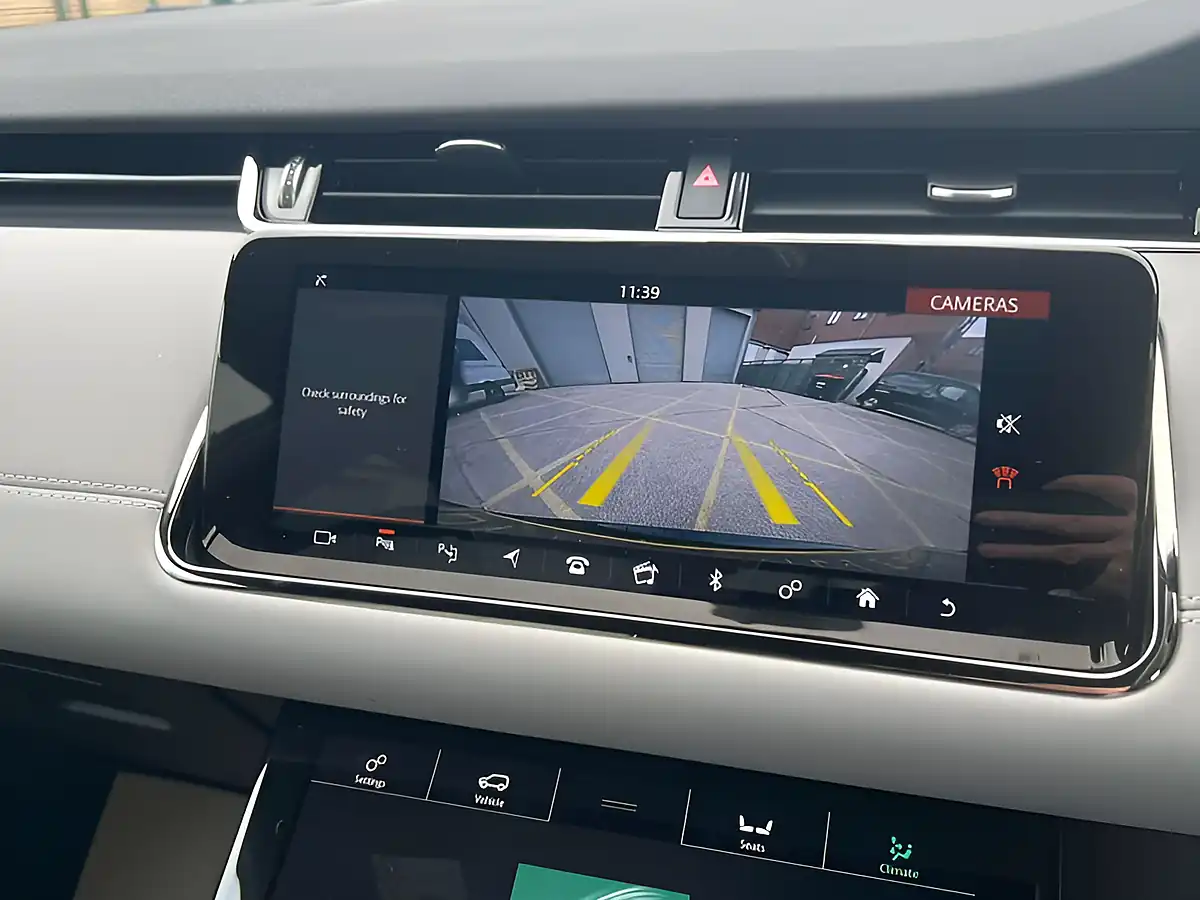 Used 2019 Land Rover Range Rover Evoque R-Dynamic Se Narvik Black - Interior and Exterior details 15