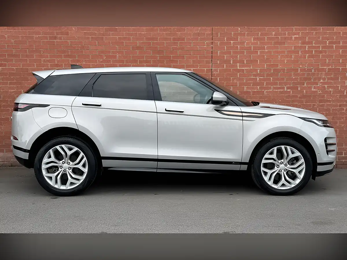 Used 2019 Land Rover Range Rover Evoque R-Dynamic Se Silver - Interior and Exterior details 2