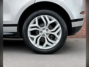 Used 2019 Land Rover Range Rover Evoque R-Dynamic Se Silver - Interior and Exterior details 20
