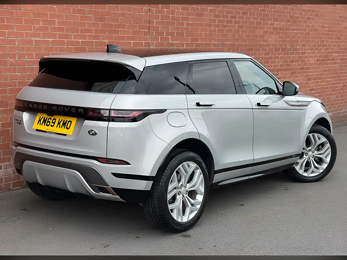 Used 2019 Land Rover Range Rover Evoque R-Dynamic Se Silver - Interior and Exterior details 5