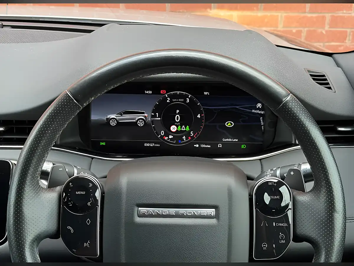 Used 2019 Land Rover Range Rover Evoque R-Dynamic Se Silver - Interior and Exterior details 7