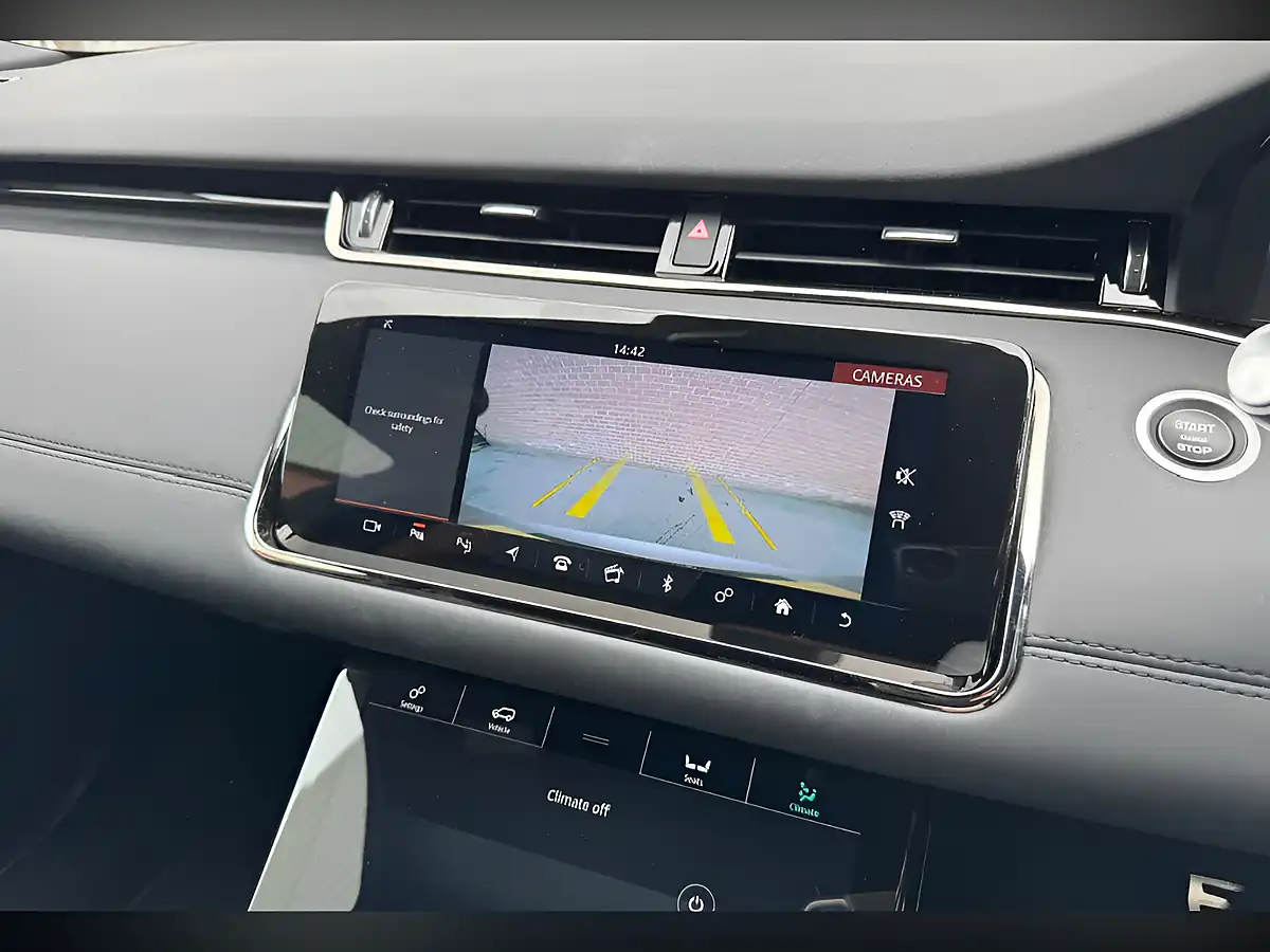 Used 2019 Land Rover Range Rover Evoque R-Dynamic Se Silver - Interior and Exterior details 8