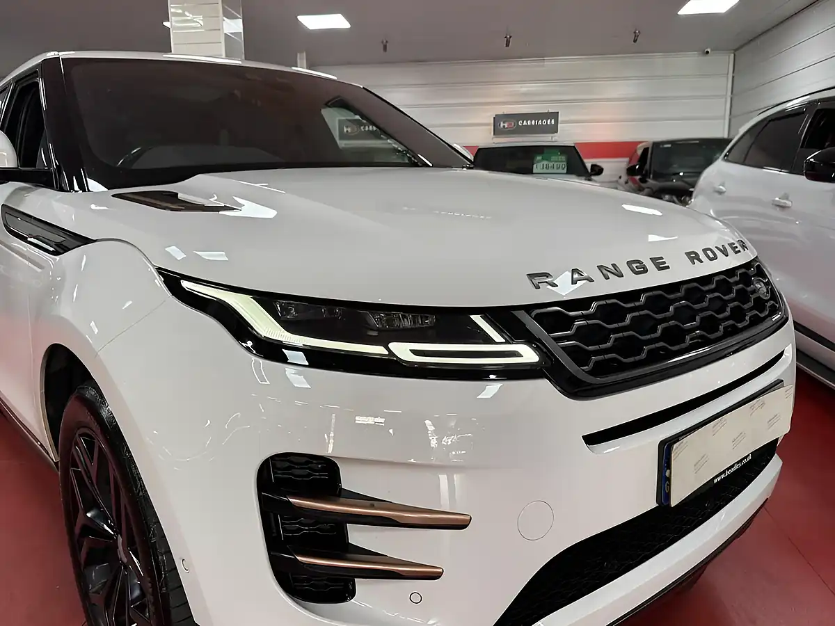 Used 2019 Land Rover Range Rover Evoque R-Dynamic Se White - Interior and Exterior details 7