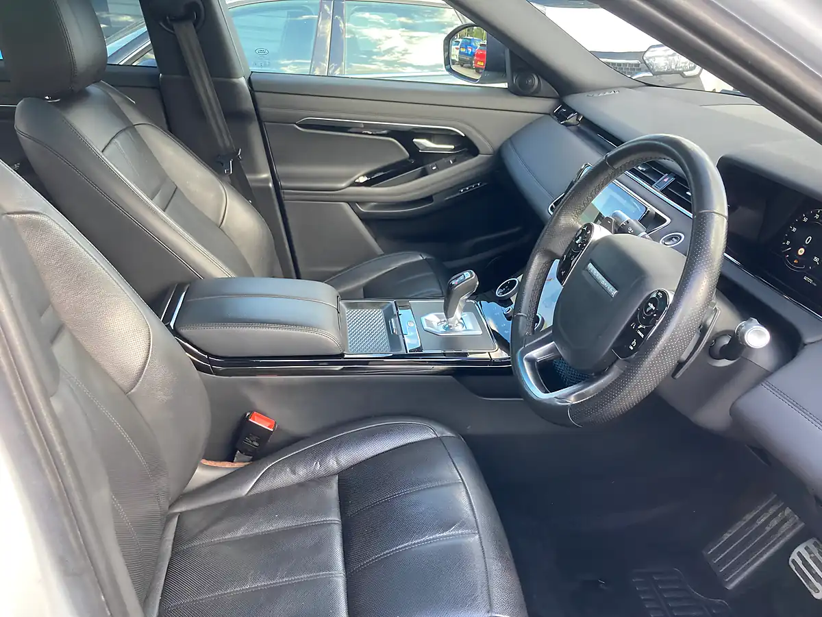 Used 2019 Land Rover Range Rover Evoque R-Dynamic Se White - Interior and Exterior details 18