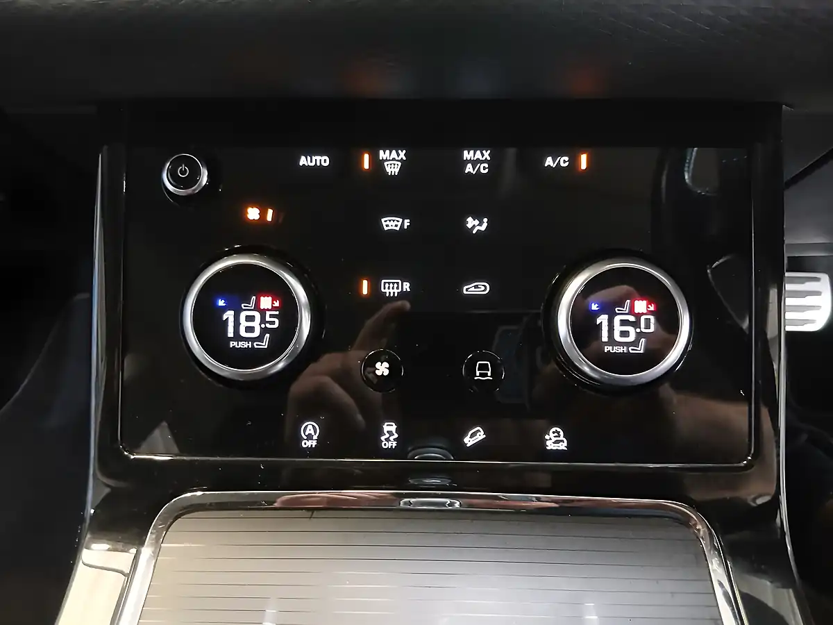 Used 2019 Land Rover Range Rover Evoque R-Dynamic Silver - Interior and Exterior details 13