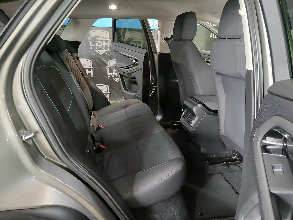 Used 2019 Land Rover Range Rover Evoque R-Dynamic Silver - Interior and Exterior details 18