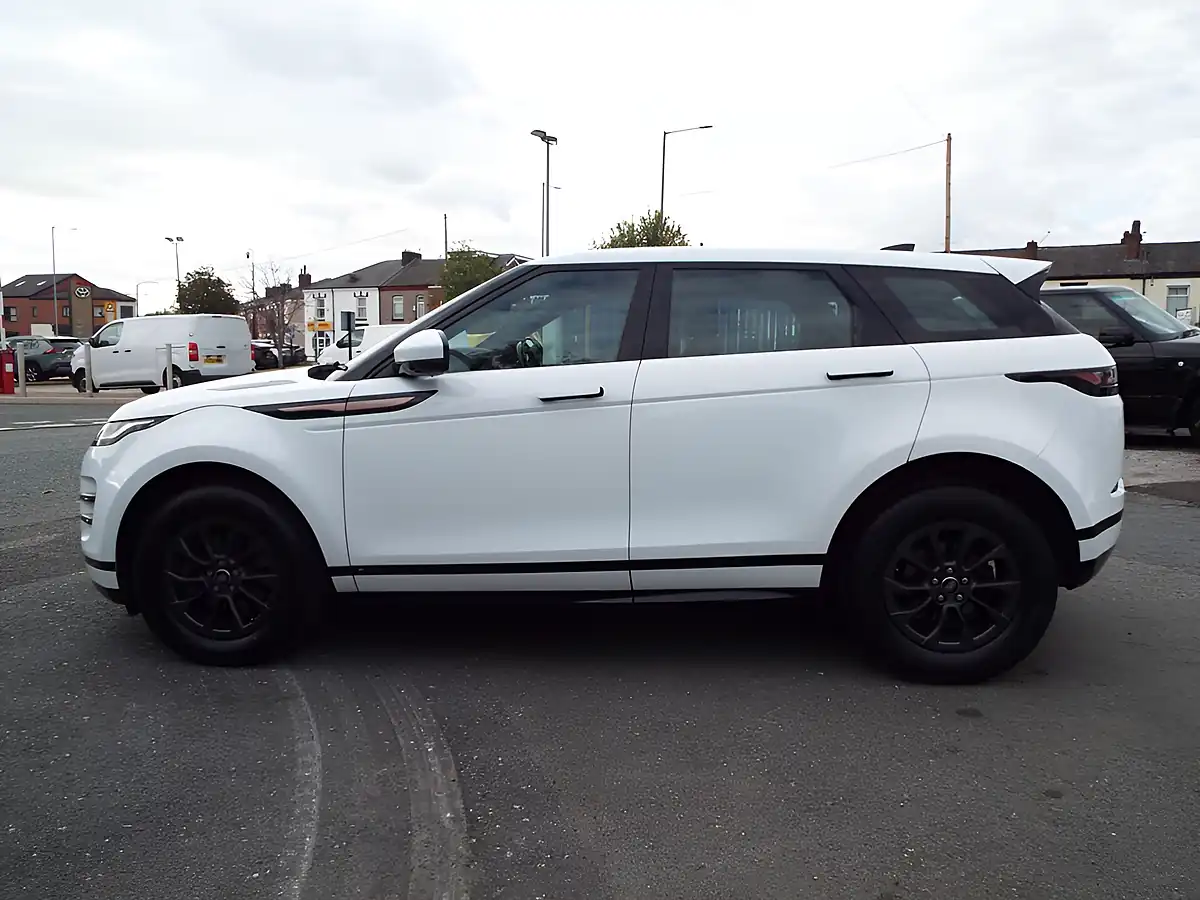 Used 2019 Land Rover Range Rover Evoque R-Dynamic White - Interior and Exterior details 4